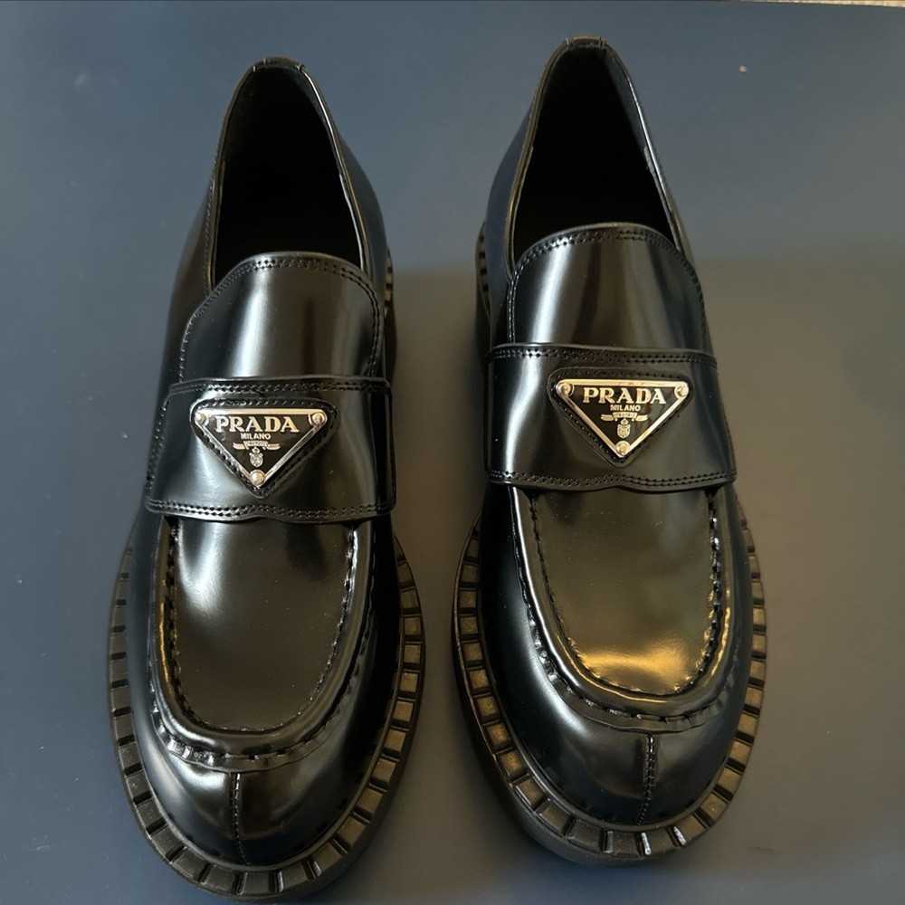 Prada Black Patent Leather Loafers with Logo Plaque